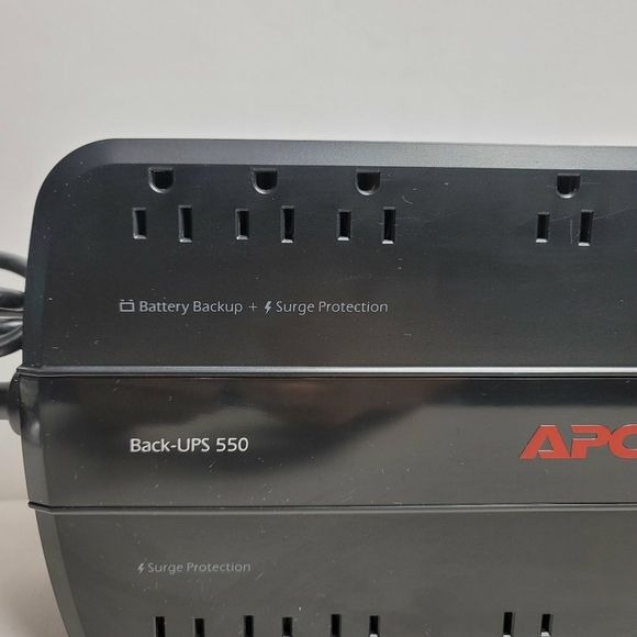 APC Back-UPS ES 550 BE550G 8-Outlet Battery Back Up Surge Protector - Picture 5 of 9